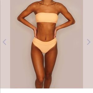 NWT aurelle "TIFF" bikini sz M